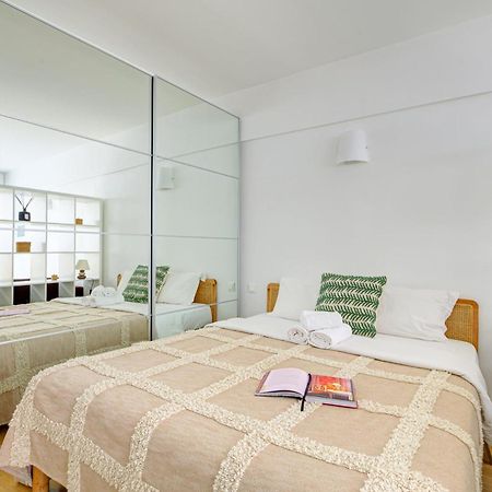 St Germain & Le Bon Marche With Balcony - Cityapartmentstay Paris Exterior photo